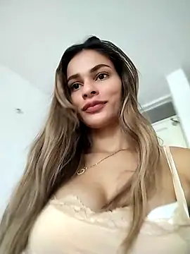 Snapshot of cuteluci_ chatting on 09-28-25, 11:59 cuteluci online show from 09-28-25, 11:59