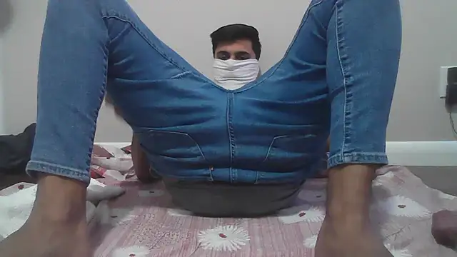 Snapshot of dickontop_24 chatting on 11-24-25, 12:54 dickontop 24 online show from 11-24-25, 12:54