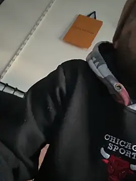 Tyson8897 online show from 11-20-25, 09:31