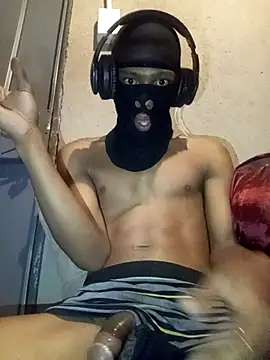 Snapshot of Thickcockzivyy chatting on 12-20-25, 03:24 Thickcockzivyy online show from 12-20-25, 03:24