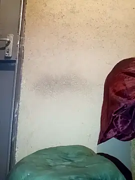 Snapshot of Thickcockzivyy chatting on 03-13-26, 03:35 Thickcockzivyy online show from 03-13-26, 03:35