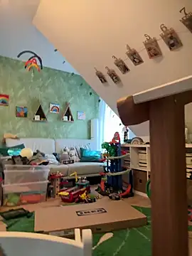 Snapshot of rundum40 chatting on 12-07-24, 10:01 rundum40 online show from 12-07-24, 10:01