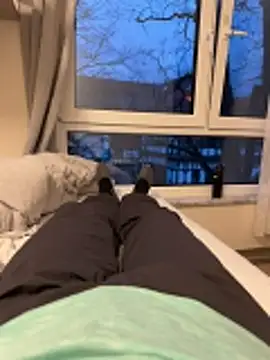 Snapshot of rundum40 chatting on 11-16-25, 03:50 rundum40 online show from 11-16-25, 03:50