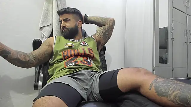 Lyon vach online show from 01-03-25, 10:40