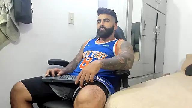 Lyon vach online show from 01-25-25, 02:15