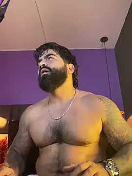 Lyon vach online show from 10-24-25, 02:19