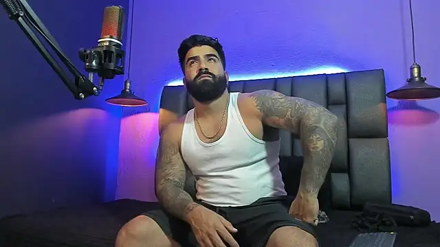 Snapshot of Lyon_vach chatting on 02-22-26, 09:46 Lyon vach online show from 02-22-26, 09:46