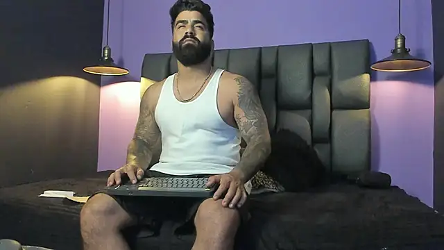 Snapshot of Lyon_vach chatting on 02-23-26, 11:51 Lyon vach online show from 02-23-26, 11:51