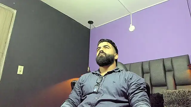 Snapshot of Lyon_vach chatting on 03-04-26, 12:05 Lyon vach online show from 03-04-26, 12:05