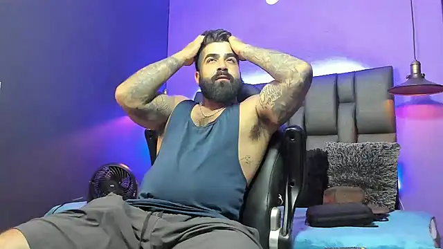 Snapshot of Lyon_vach chatting on 03-05-26, 11:45 Lyon vach online show from 03-05-26, 11:45