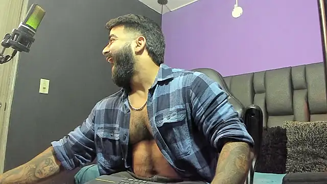 Snapshot of Lyon_vach chatting on 03-13-26, 12:17 Lyon vach online show from 03-13-26, 12:17