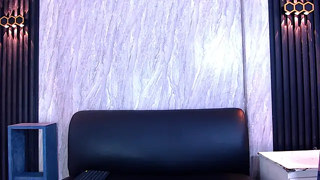 Snapshot of Molly_Spears chatting on 12-04-25, 07:44 Molly Spears online show from 12-04-25, 07:44