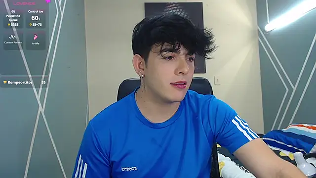 Snapshot of nolan_twink1 chatting on 01-17-25, 05:41 nolan twink1 online show from 01-17-25, 05:41