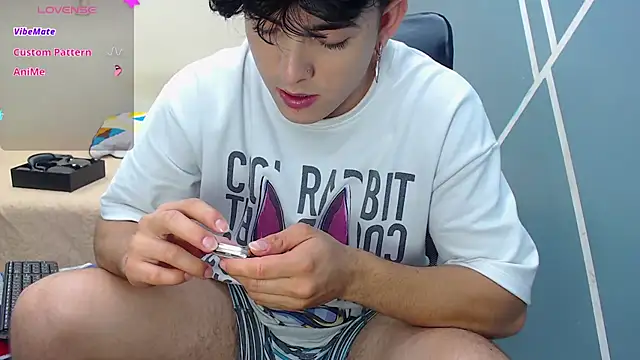 Snapshot of nolan_twink1 chatting on 03-08-25, 08:46 nolan twink1 online show from 03-08-25, 08:46