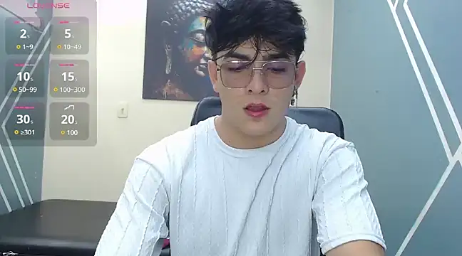 Snapshot of nolan_twink1 chatting on 03-13-25, 05:39 nolan twink1 online show from 03-13-25, 05:39