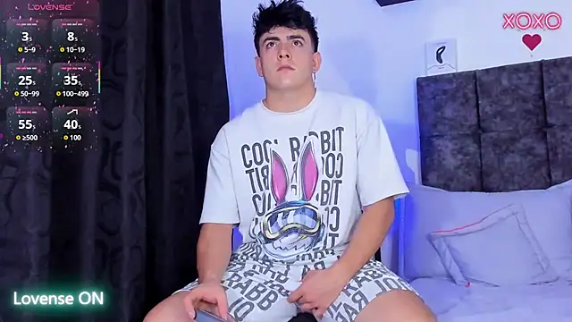 Snapshot of nolan_twink1 chatting on 03-14-26, 06:02 nolan twink1 online show from 03-14-26, 06:02