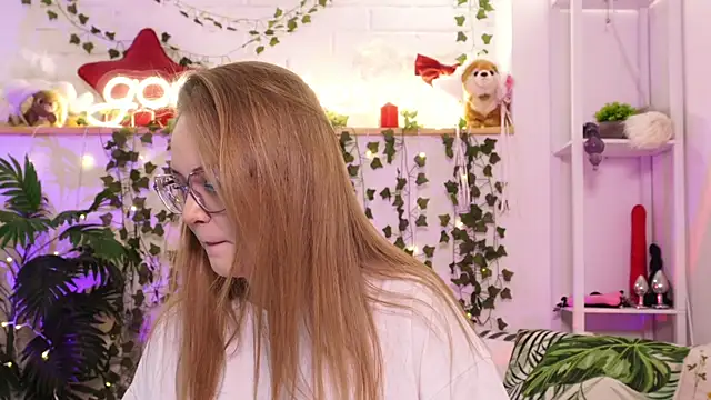 MonicaAsis online show from 04-05-26, 06:49