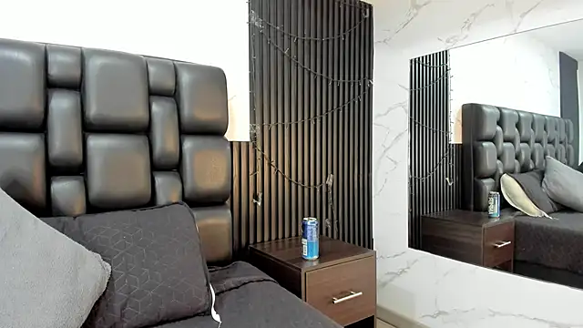 AuroraBon online show from 10-02-25, 02:29