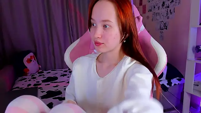 Snapshot of Hakory chatting on 12-04-24, 04:49 Hakory online show from 12-04-24, 04:49