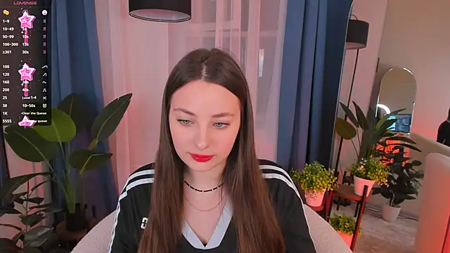 Snapshot of MoonLissa chatting on 12-02-24, 01:35 MoonLissa online show from 12-02-24, 01:35