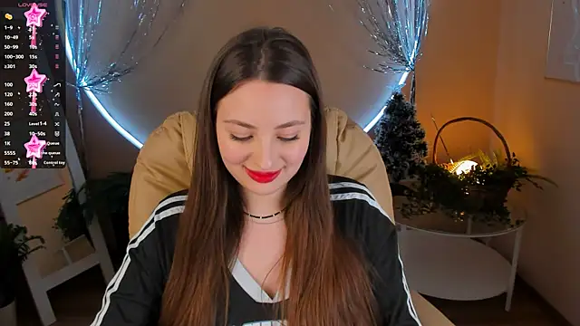 Snapshot of MoonLissa chatting on 12-08-24, 09:35 MoonLissa online show from 12-08-24, 09:35