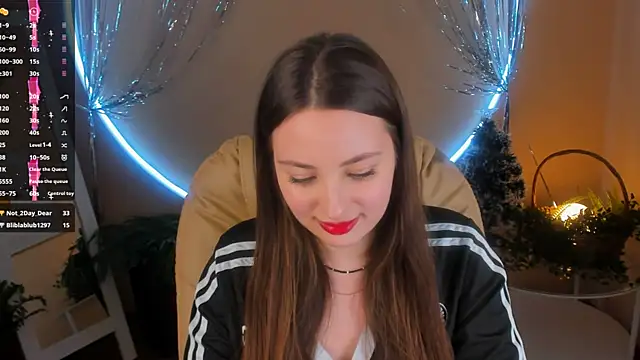 Snapshot of MoonLissa chatting on 12-08-24, 12:41 MoonLissa online show from 12-08-24, 12:41