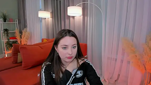 Snapshot of MoonLissa chatting on 02-02-25, 12:57 MoonLissa online show from 02-02-25, 12:57