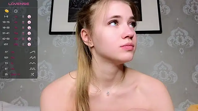 AnneFoxy online show from 03-09-25, 11:03