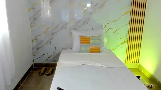 coralcarter1 online show from 10-30-25, 05:46