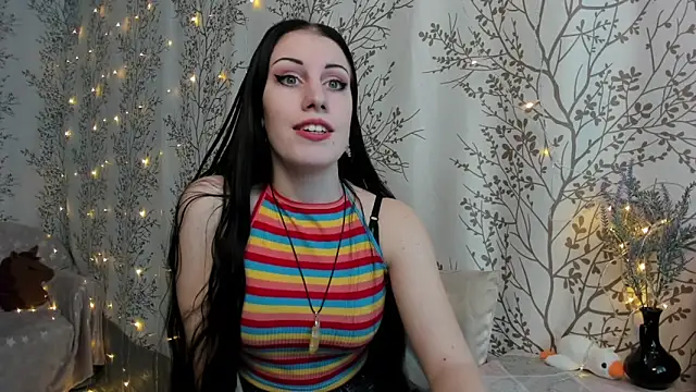 Mary0Lou online show from 12-18-24, 05:26