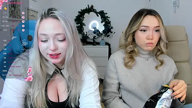 Snapshot of Evia_r0se chatting on 12-13-24, 12:50 Evia r0se online show from 12-13-24, 12:50