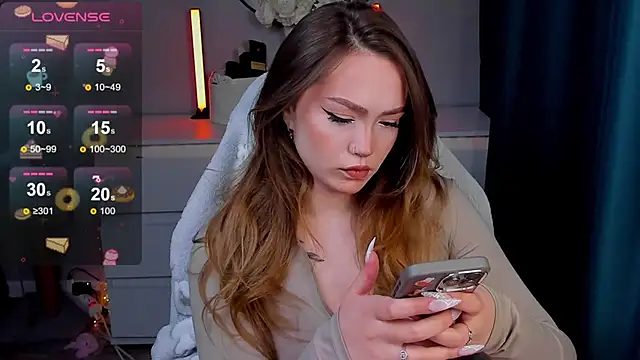 Snapshot of Evia_r0se chatting on 01-15-26, 10:09 Evia r0se online show from 01-15-26, 10:09