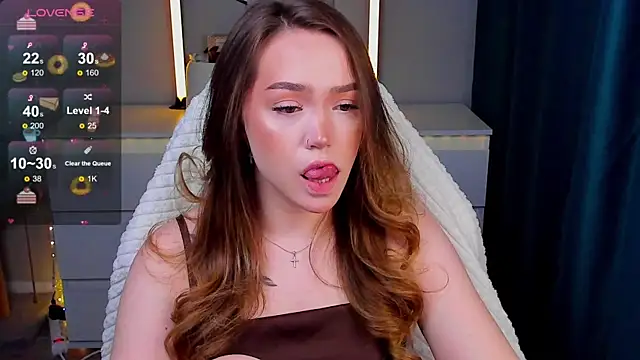 Snapshot of Evia_r0se chatting on 03-08-26, 03:49 Evia r0se online show from 03-08-26, 03:49