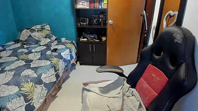 peanut tangerine online show from 09-12-25, 10:32