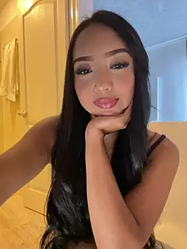SOPHIACANDY19  online show from 07-23-26, 12:24