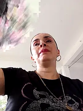 Snapshot of Samantha_Sullivan_ chatting on 09-27-25, 10:15 Samantha Sullivan online show from 09-27-25, 10:15