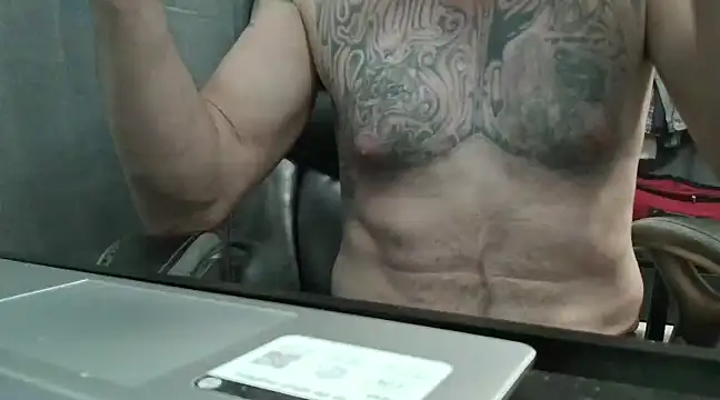 overaveragefreak4you online show from 01-05-25, 07:07