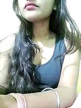 Snapshot of MISSQUEEN48 chatting on 01-27-25, 05:26 MISSQUEEN48 online show from 01-27-25, 05:26