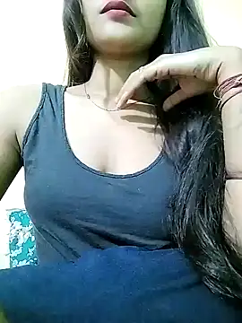 Snapshot of MISSQUEEN48 chatting on 02-04-25, 01:38 MISSQUEEN48 online show from 02-04-25, 01:38