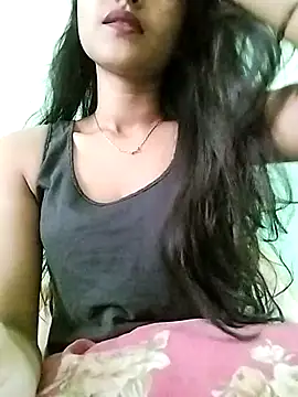 Snapshot of MISSQUEEN48 chatting on 02-24-25, 06:16 MISSQUEEN48 online show from 02-24-25, 06:16