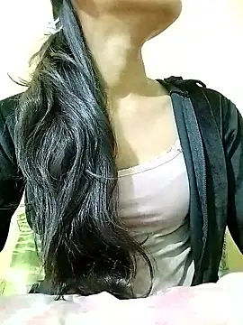 Snapshot of MISSQUEEN48 chatting on 01-08-26, 06:05 MISSQUEEN48 online show from 01-08-26, 06:05