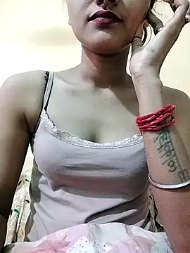 Snapshot of MISSQUEEN48 chatting on 02-06-26, 05:01 MISSQUEEN48 online show from 02-06-26, 05:01