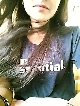 Snapshot of MISSQUEEN48 chatting on 03-15-26, 06:52 MISSQUEEN48 online show from 03-15-26, 06:52