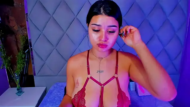 venusowen  online show from 10-09-25, 01:20