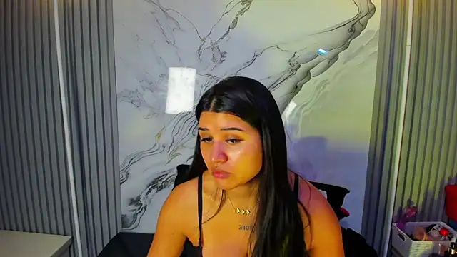 venusowen  online show from 04-11-26, 01:59