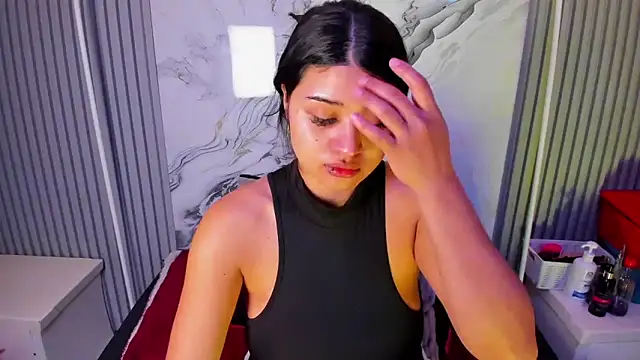 venusowen  online show from 04-28-26, 01:49