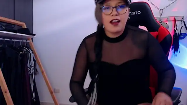 LilithSharon online show from 10-04-25, 04:49