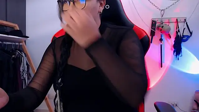 LilithSharon online show from 10-16-25, 05:03