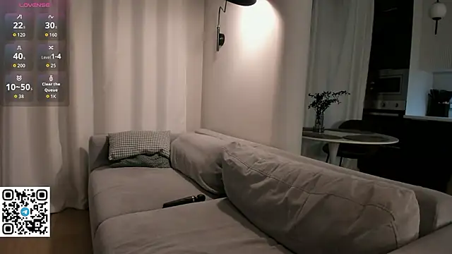 Snapshot of Danger_Bella chatting on 02-05-26, 07:40 Danger Bella online show from 02-05-26, 07:40