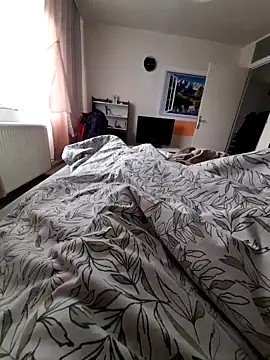 Snapshot of NATURALS2023 chatting on 02-22-25, 06:17 NATURALS2023 online show from 02-22-25, 06:17